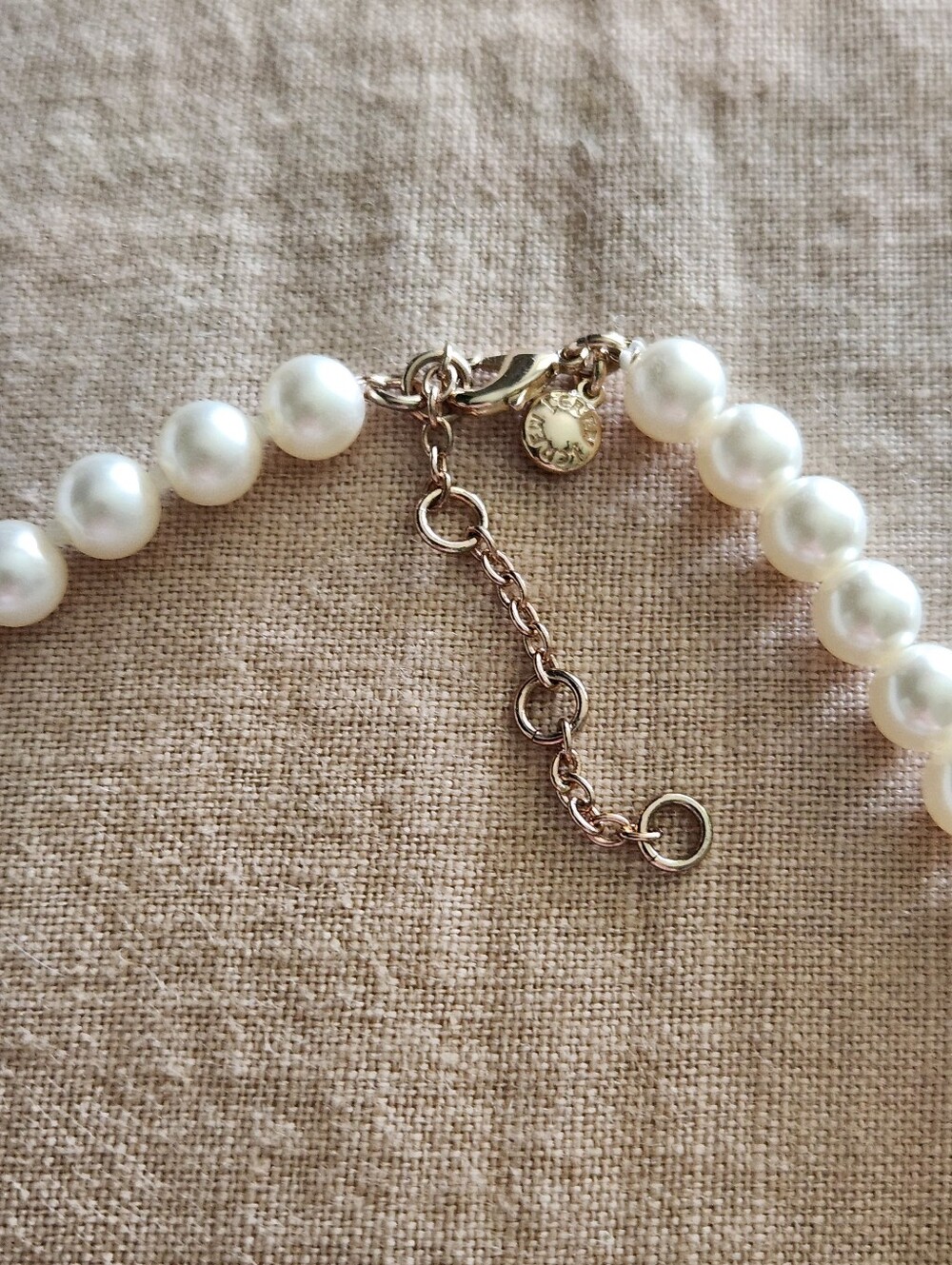 J. Crew Classic White/Ivory Faux Pearl Necklace 18in - Picture 2 of 5